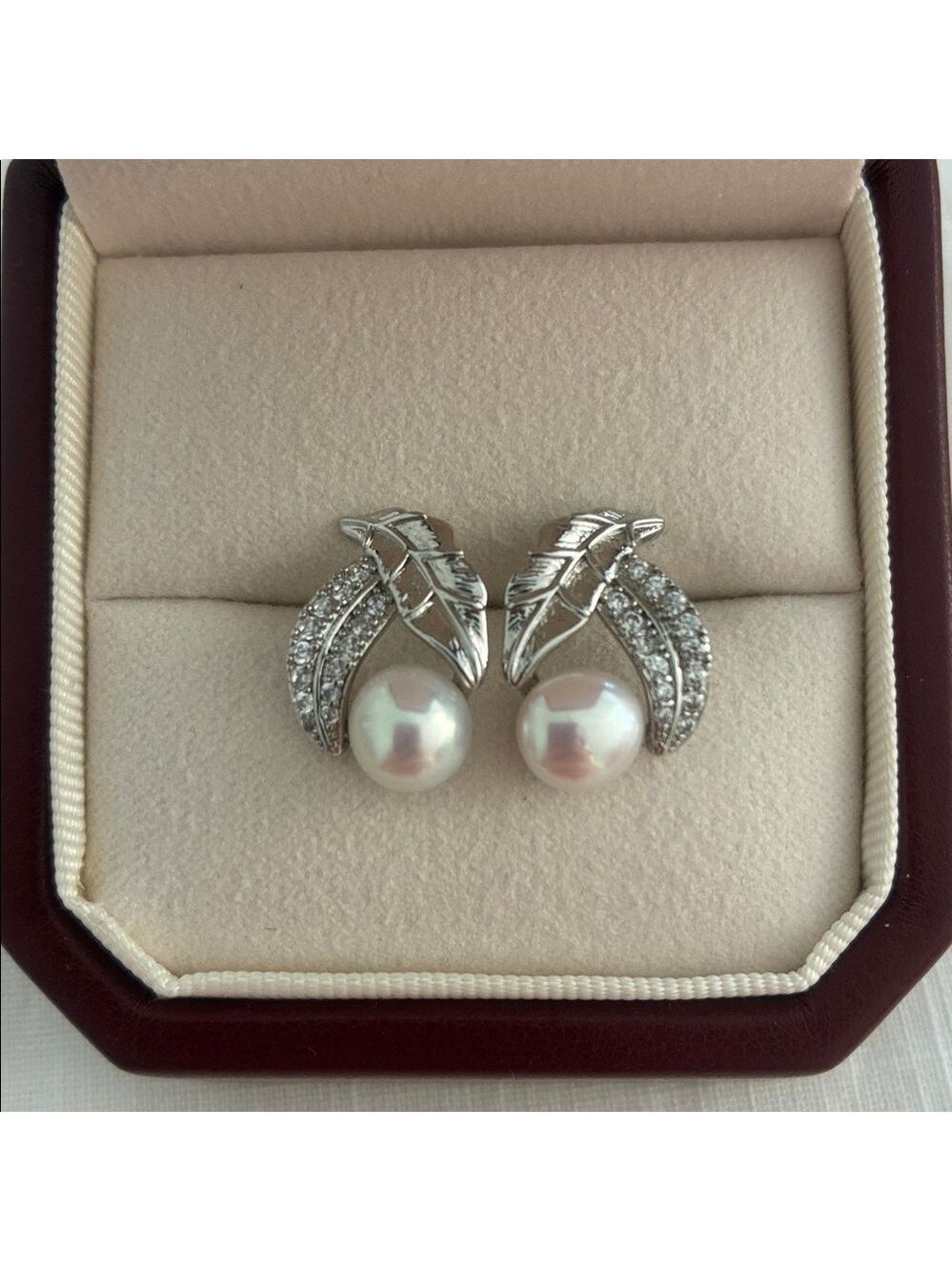 Silver Pearl Leaf Design Earrings